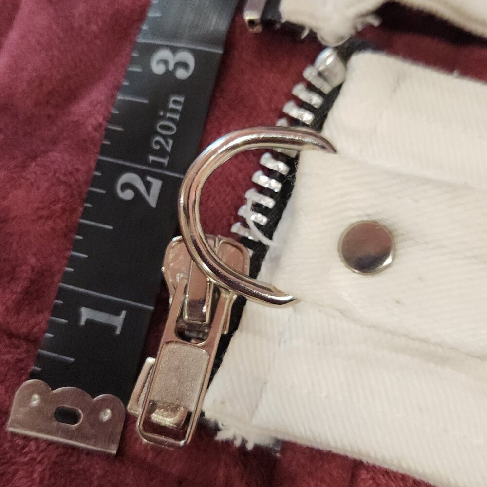 RARE Vintage Lip Service Institutionalized Canvas wrist cuffs - white - Picture 3 of 3